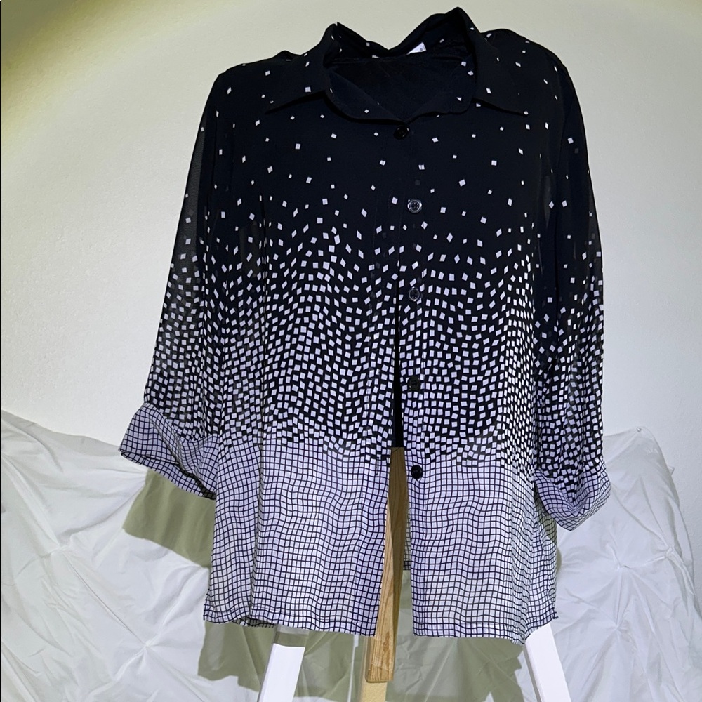 Chic Black and White Button Down Shirt